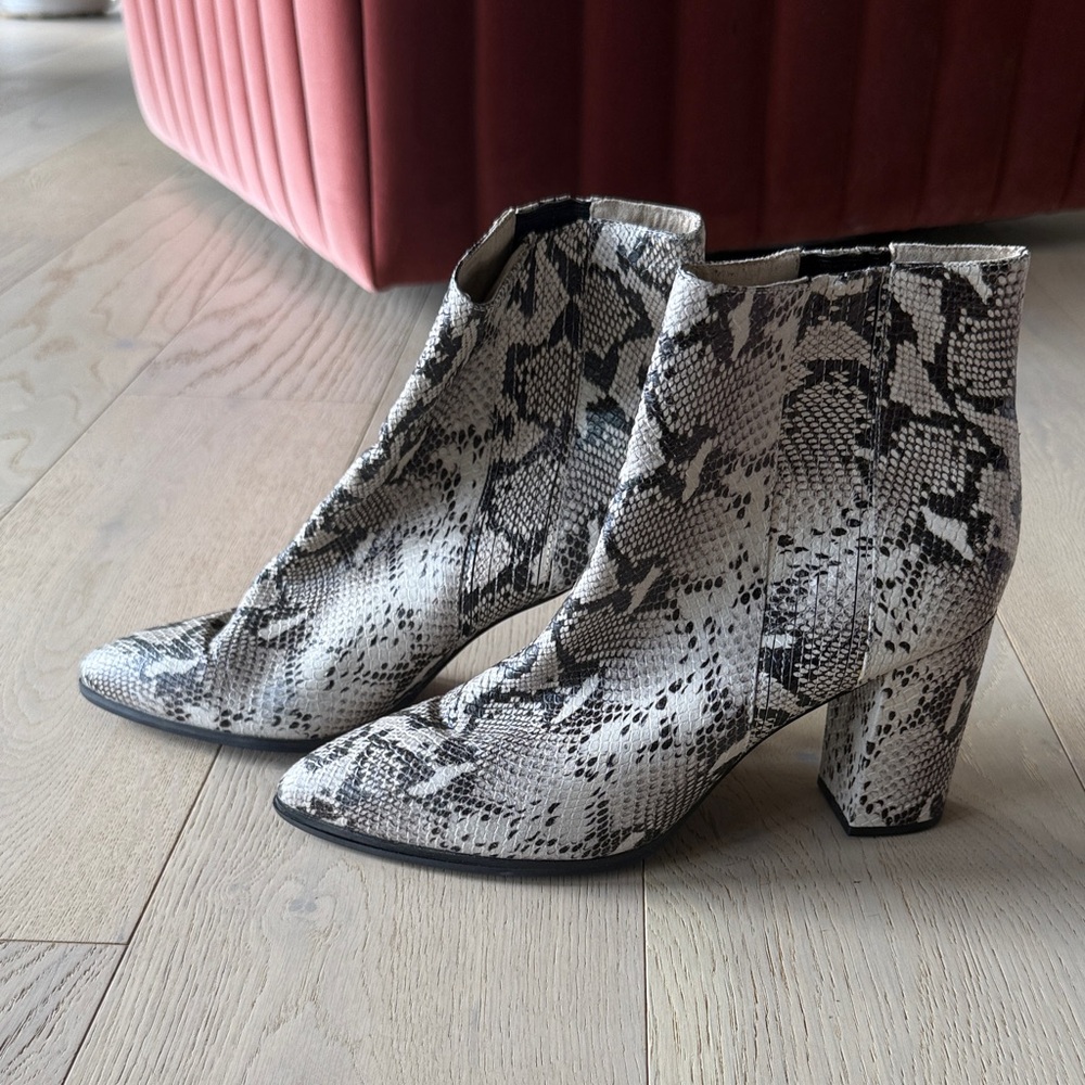 NWOT Snake Print Ankle Boots